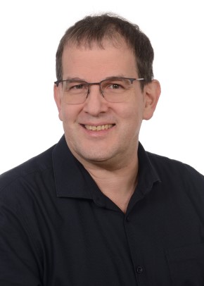 Stefan Wolf