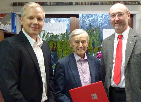 Kurt Bruchmann (Mitte) wurde für 50 Jahre SPD geehrt